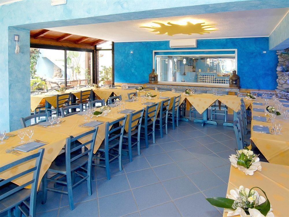 Oasi Azzurra Aparthotel Messina Eksteriør bilde
