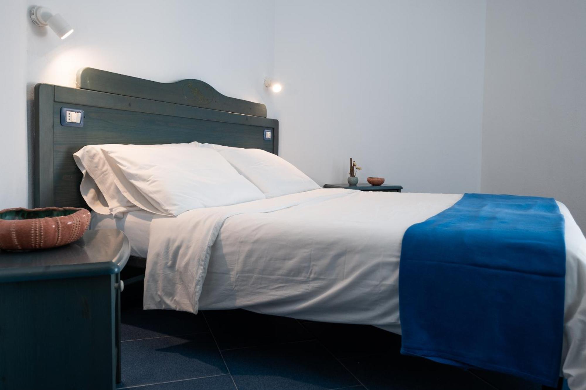 Oasi Azzurra Aparthotel Messina Eksteriør bilde